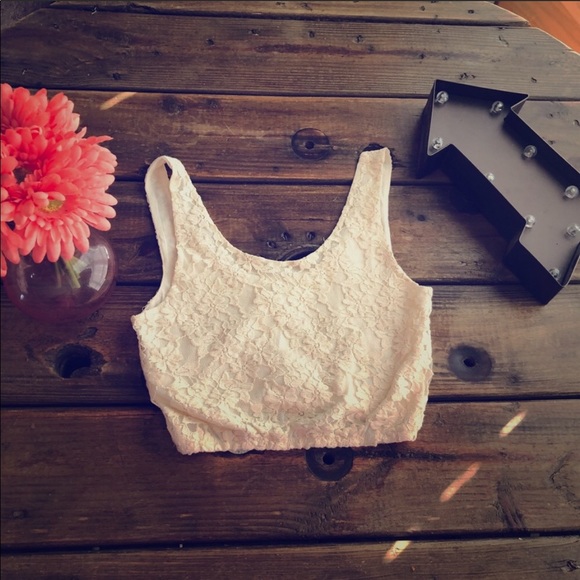 Forever 21 Tops - ~Forever 21~ Cream lace crop top  Size S.